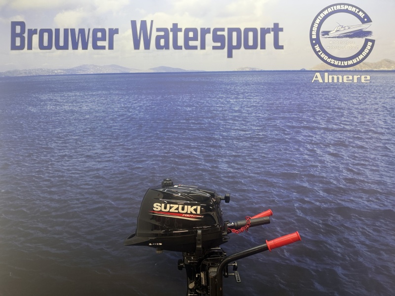 “Suzuki 5 pk buitenboordmotor | Nieuwstaat DF5AL