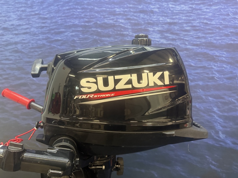 “Suzuki 5 pk buitenboordmotor | Nieuwstaat DF5AL