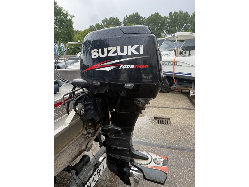“ Suzuki 40 pk | Inruil Koopje | 200 vaaruren “ 40pk EFI INJECTIE.