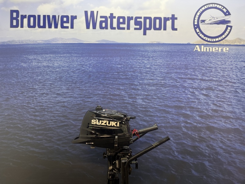 “Suzuki 6 pk buitenboordmotor | Nieuwstaat DF6AL