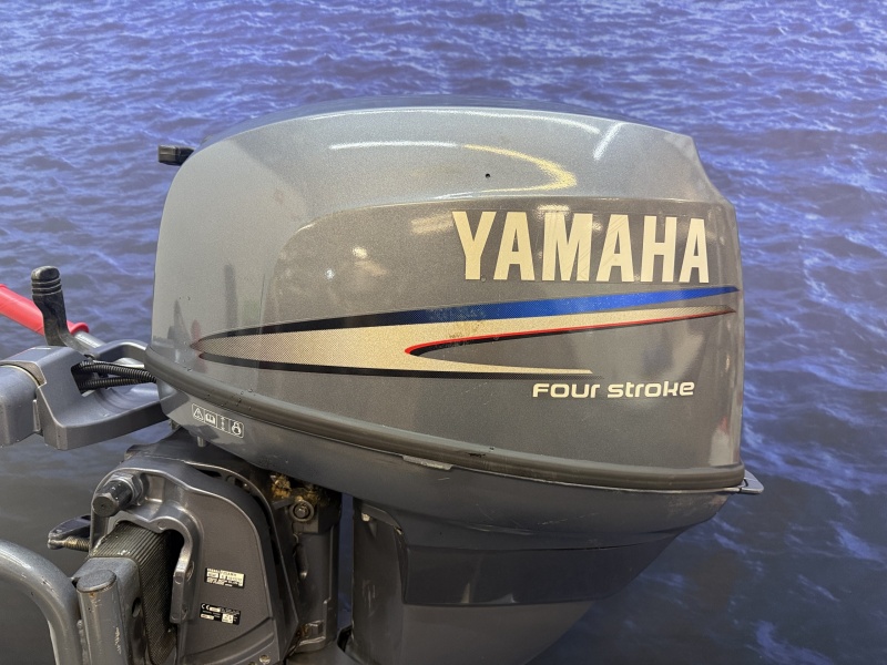 “ Yamaha 25 pk | Kortstaart | Eerste Eigenaar | “ F25AMHS  Gebruikte maar zo goed als nieuwe Kortstaart | Knuppel bediend
