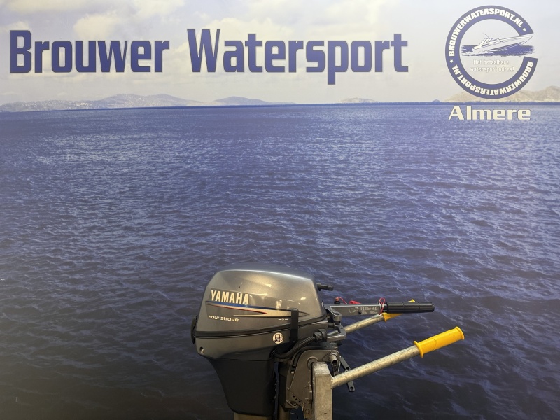 Yamaha 6 pk | 2 cilinder | Nieuwstaat Kortstaart 2 cilinder 4 takt !!!