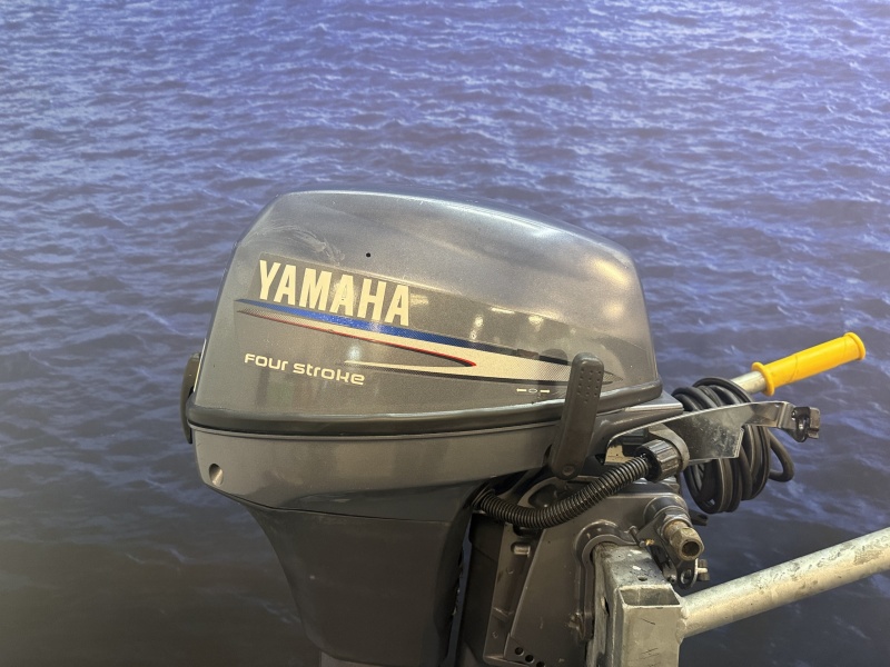“ Yamaha 9.9 pk buitenboordmotor | Hightrust “ FT9.9GEL Langstaart Elektrische start Afstand bediend Hightrust