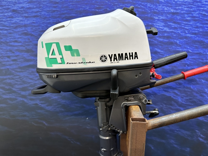 Yamaha 4 pk buitenboordmotor kortstaart Zeer mooie motor