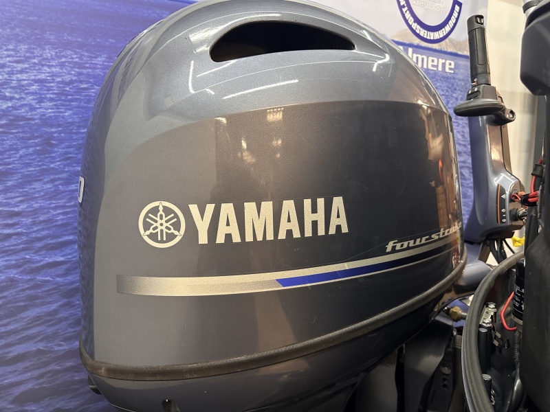 Yamaha 80 pk buitenboordmotor Big Tiller Unieke motor Big tiller trolling powertrim
