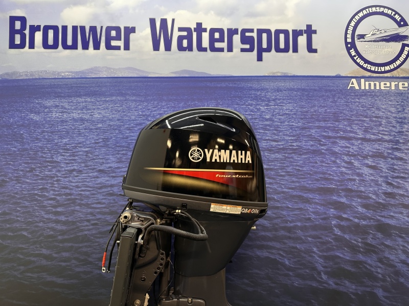 Selva /Yamaha 60 pk Selva = 100% Yamaha alleen met witte kap