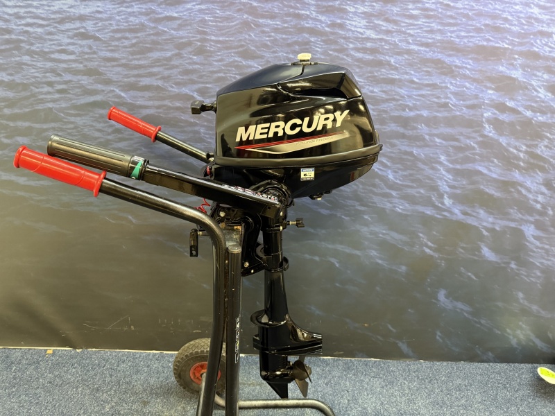 Mercury 3.5 pk buitenboordmotor nieuw staat kortstaart