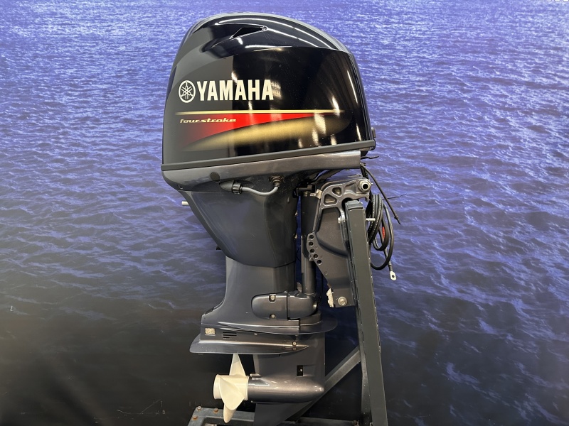 Selva /Yamaha 60 pk Selva = 100% Yamaha alleen met witte kap