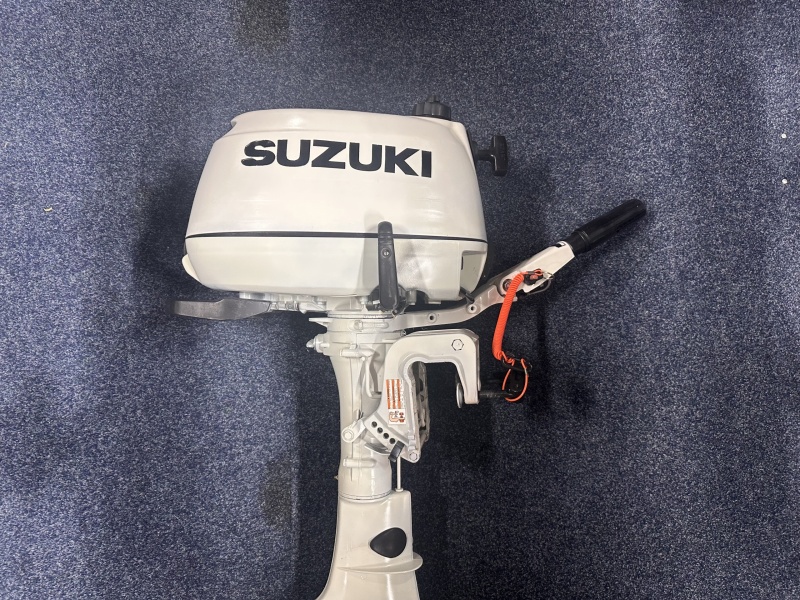 “ Suzuki buitenboordmotor 4/5 pk |  Inruilkoopje 5 PK kortstaart