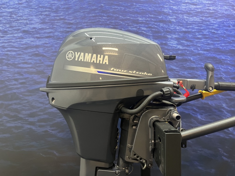 “ Yamaha 9.9 pk buitenboordmotor | Nieuwstaat “ F9.9JMHS kortstaart zo goed als nieuwe gebruikte  occasion