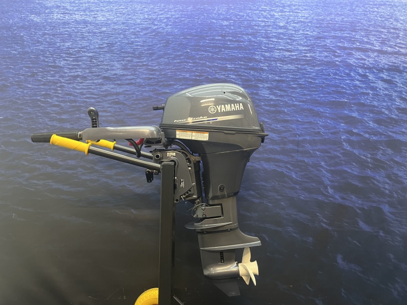 “ Yamaha 9.9 pk buitenboordmotor | Nieuwstaat “ F9.9JMHS kortstaart zo goed als nieuwe gebruikte  occasion