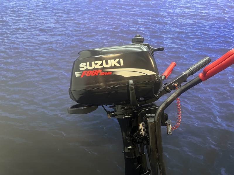 Suzuki 4 pk buitenboordmotor Kortstaart