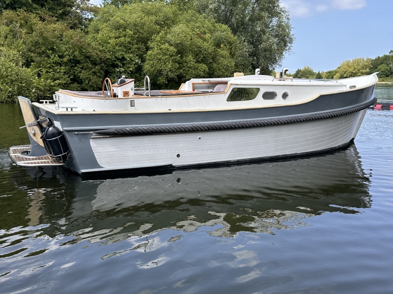 “ Menken Newport Bass 900 | Mercruiser 270 Pk| 140 UUR “ Newport Bass 900