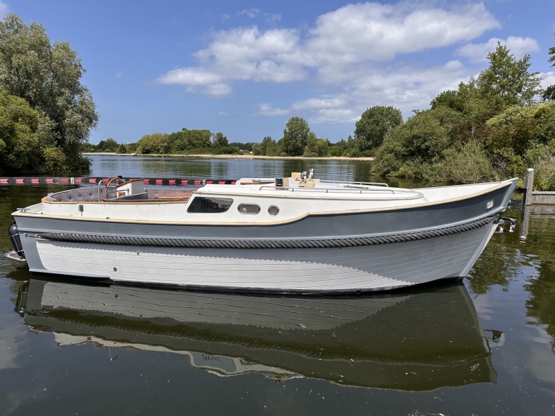 “ Menken Newport Bass 900 | Mercruiser 270 Pk| 140 UUR “ Newport Bass 900