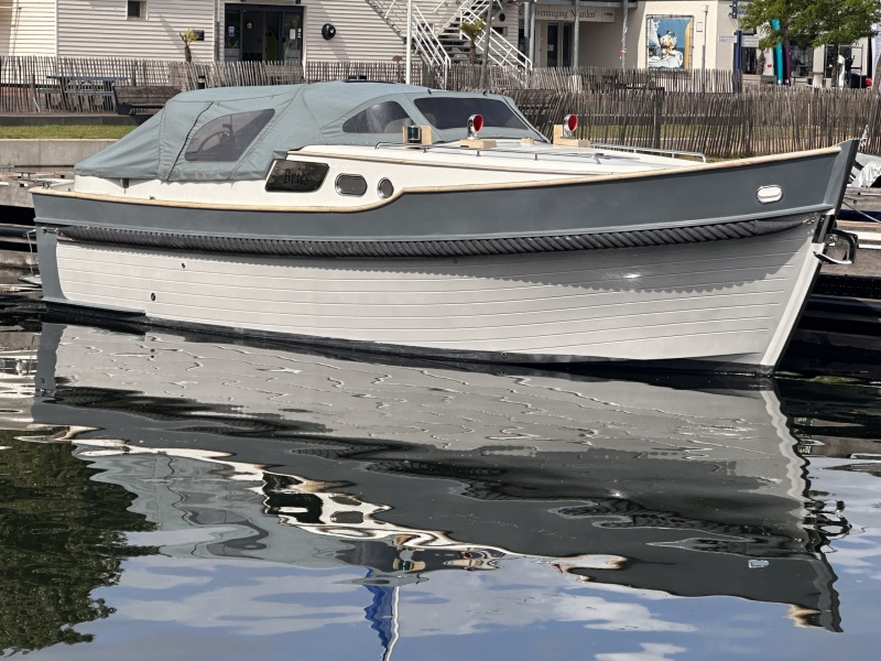 “ Menken Newport Bass 900 | Mercruiser 270 Pk| 140 UUR “ Newport Bass 900