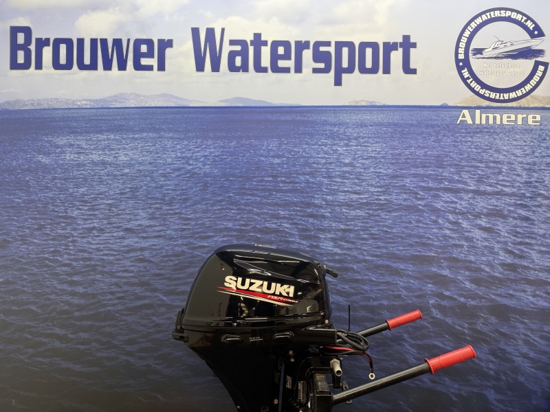 “ Suzuki 20 pk | Kortstaart | Nieuwstaat | Eerste eigenaar “ F20ARS Kortstaart Elektrische start Afstandsbediening