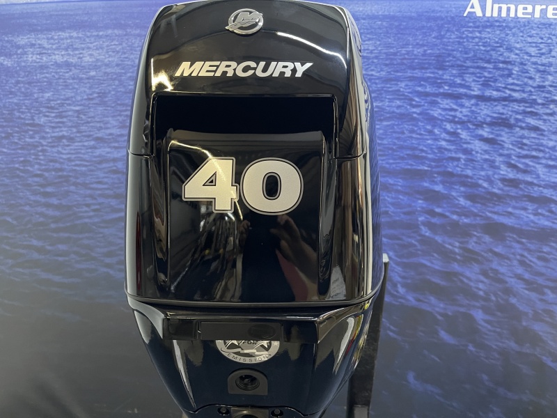 “ Nieuwe | Mercury 40 pk buitenboordmotor“ F40ELPT super aanbieding geheel nieuwe motor.
