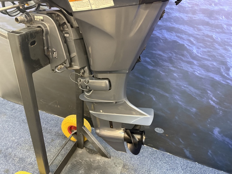 Yamaha 15 pk | Nieuwstaat! | 1e eigenaar | E-start F15CES Kortstaart, Elektrische start, Afstandsbediening