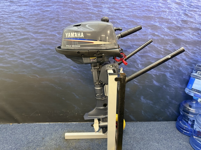 “ Yamaha 4 pk | Buitenboordmotor | Kortstaart “ F4AMHS kortstaart verkeerd in zeer goede staat
