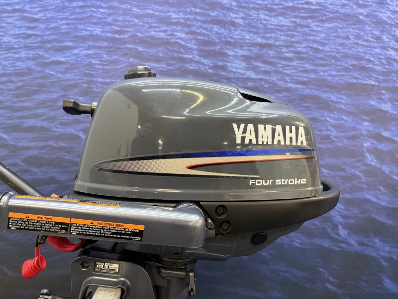 “ Yamaha 4 pk | Buitenboordmotor | Kortstaart “ F4AMHS kortstaart verkeerd in zeer goede staat