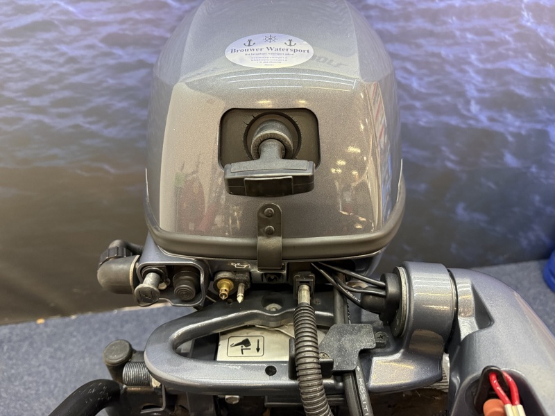 Yamaha 9.9 pk buitenboordmotor | E-start | 1e eigenaar! F9.9JMHS | Kortstaart | Elektrische start | Knuppel