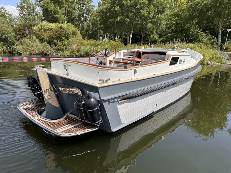 “ Menken Newport Bass 900 | Mercruiser 270 Pk| 140 UUR “ Newport Bass 900