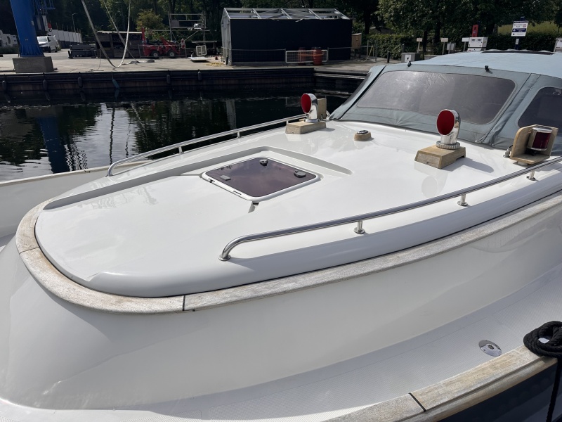 “ Menken Newport Bass 900 | Mercruiser 270 Pk| 140 UUR “ Newport Bass 900