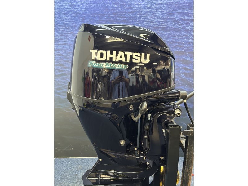 “Tohatsu / Honda 60 pk| Buitenboordmotor| Nieuwstaat” BFT60A Langstaart, Afstand bediend, Elektrische start