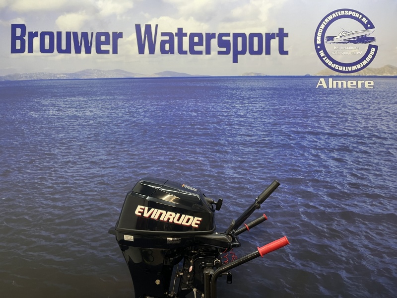 Evinrude 15pk buitenboordmotor nieuwstaat Kortstaart knuppel bediend