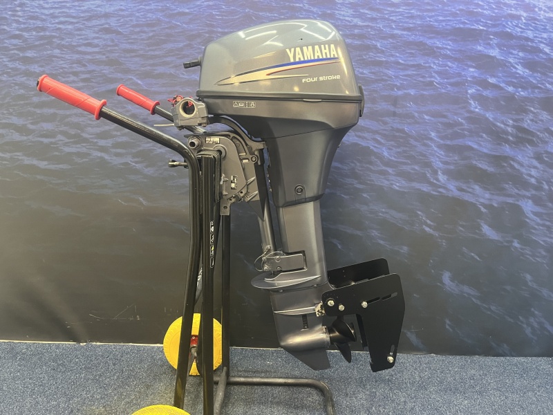 Yamaha 8 pk buitenboordmotor Langstaart handstart