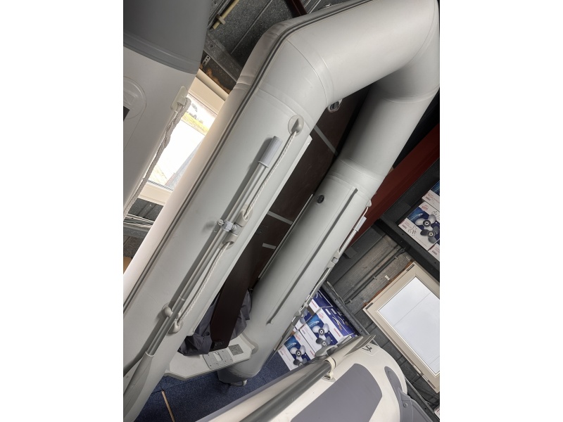 Fish 270 Betonplex vlonder bodem opblaasbare v bodem