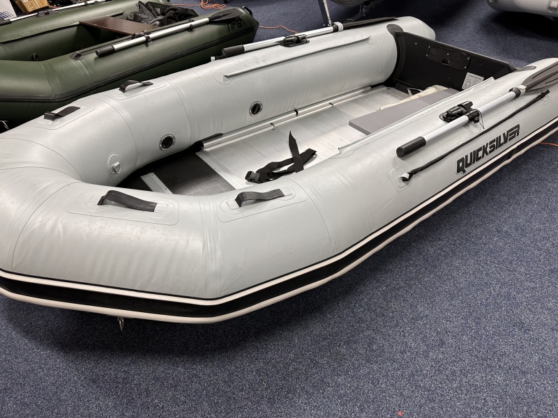 Quicksilver 320 sport zo goed als nieuwe rubberboot 320 sport