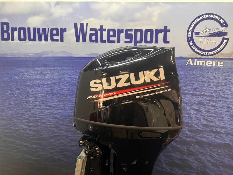 “Suzuki 200 pk Buitenboordmotor | 53 Uur | Nieuwstaat “ DF200 ATL zo goed als nieuw