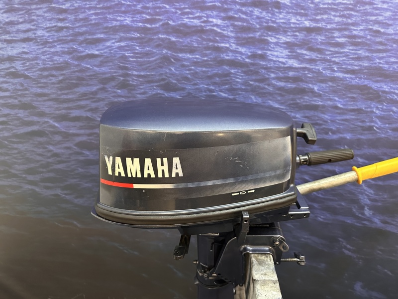 “Yamaha 5 pk buitenboordmotor | Koopje | langstaart Yamaha Buitenboordmotor