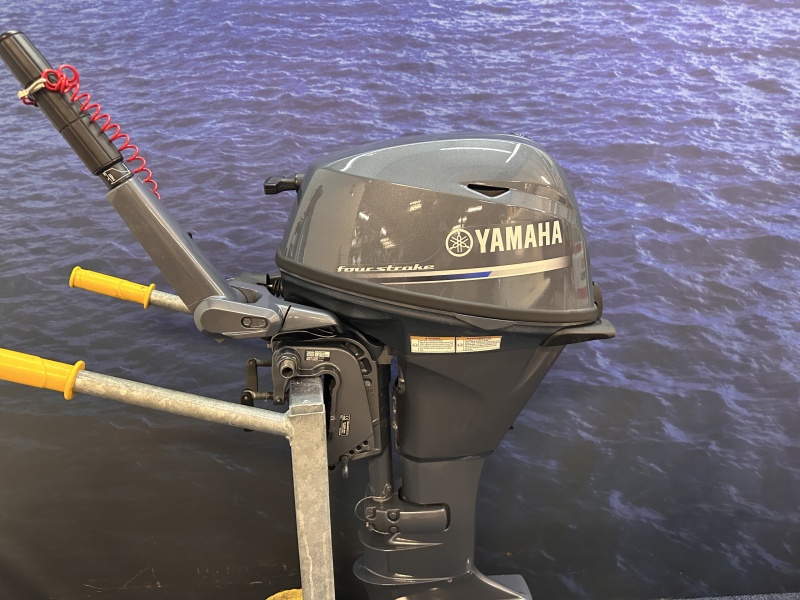 “Yamaha buitenboordmotor 15pk | Nieuwstaat| 1e eigenaar “ Langstaart