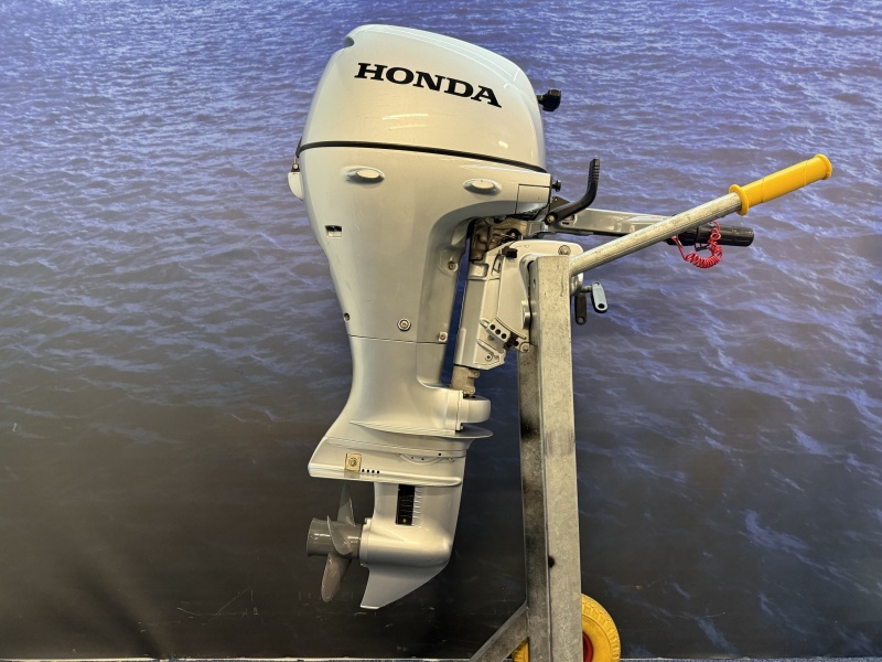 Honda 10 pk buitenboordmotor als nieuw Kortstaart