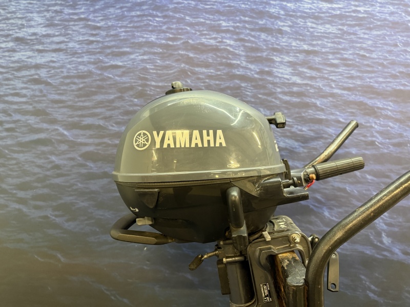 Yamaha 2.5 buitenboordmotor Kortstaart als nieuw
