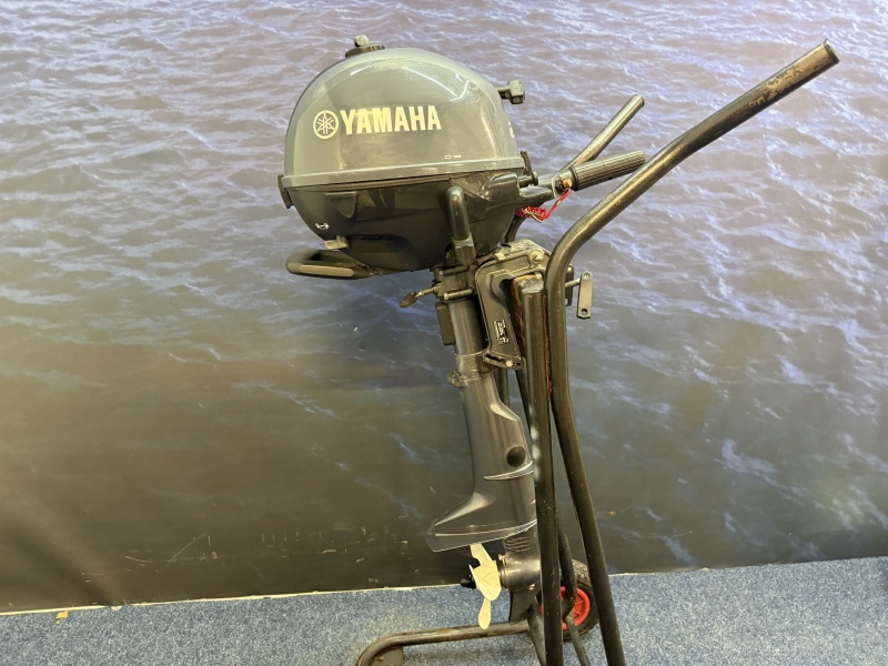 Yamaha 2.5 buitenboordmotor Kortstaart als nieuw