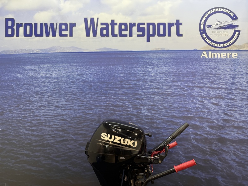 Suzuki 8 pk Langstaart | Als nieuw!