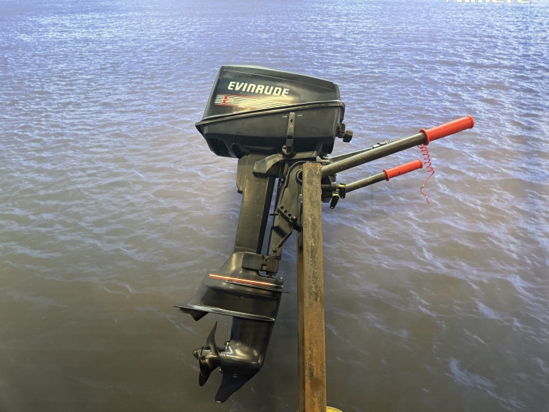 Evinrude 4 pk buitenboordmotor Kortstaart 2 takt!!
