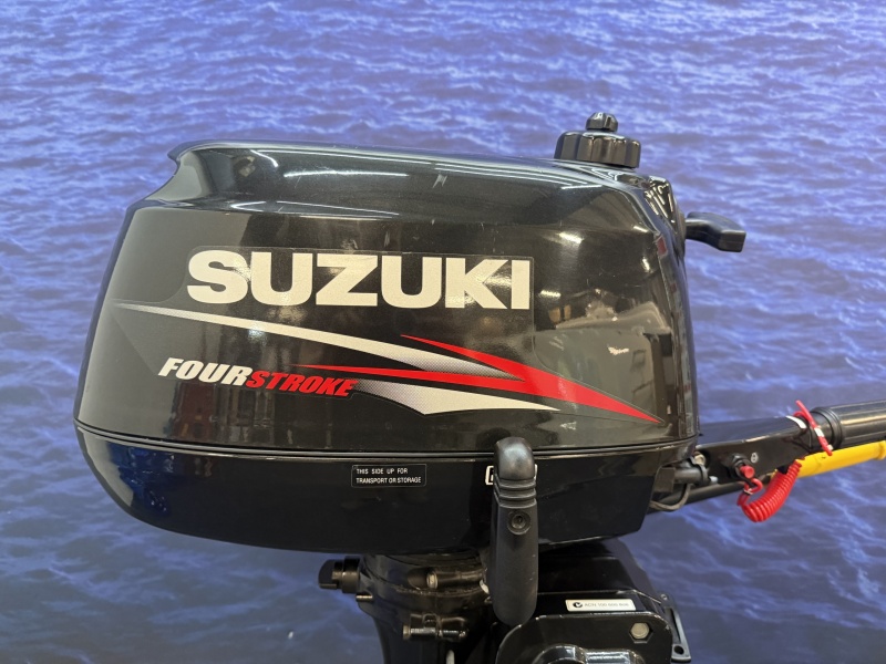 Suzuki 5 pk buitenboordmotor “Kortstaart | Nieuwstaat!! | Eerste eigenaar”