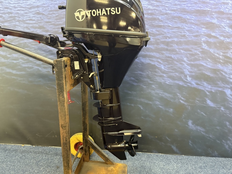 Tohatsu 9.8 buitenboordmotor “Langstaart | 4 takt 2 cilinder | Absolute topstaat”