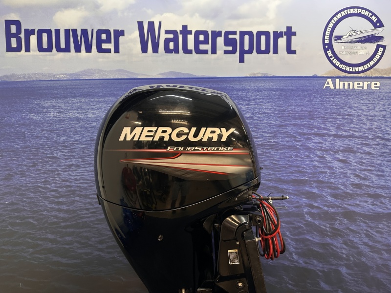 “ Mercury 150 pk | XL Buitenboordmotor | Nieuwstaat “ Zo goed als nieuwe buitenboordmotor