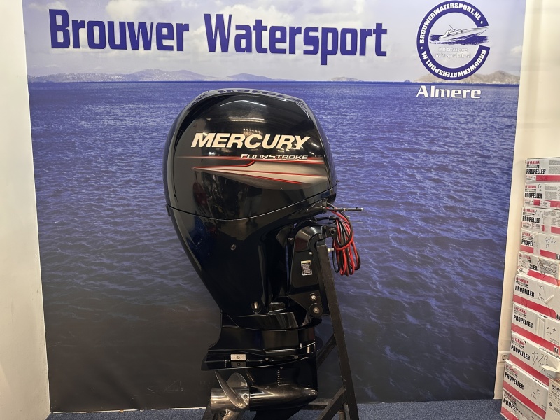 “ Mercury 150 pk | XL Buitenboordmotor | Nieuwstaat “ Zo goed als nieuwe buitenboordmotor