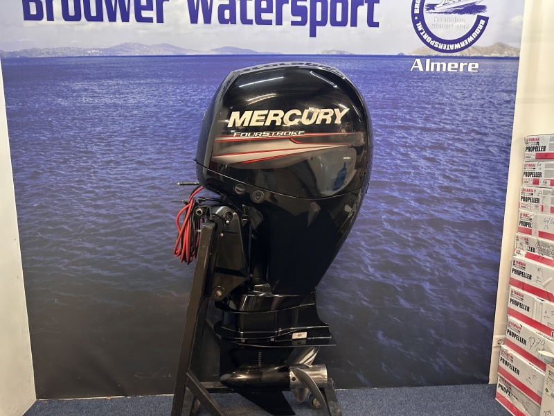 “ Mercury 150 pk | XL Buitenboordmotor | Nieuwstaat “ Zo goed als nieuwe buitenboordmotor