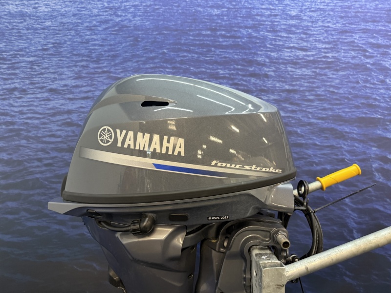 “ Yamaha 25 pk | Nieuwstaat | Injectie mitor “ F25 GES