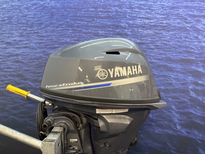 “ Yamaha 25 pk | Nieuwstaat | Injectie mitor “ F25 GES