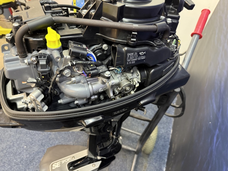 “ Suzuki 9.9 | Absolute nieuwstaat | Injectie “ Langstaart afstandsbediening el start!!!