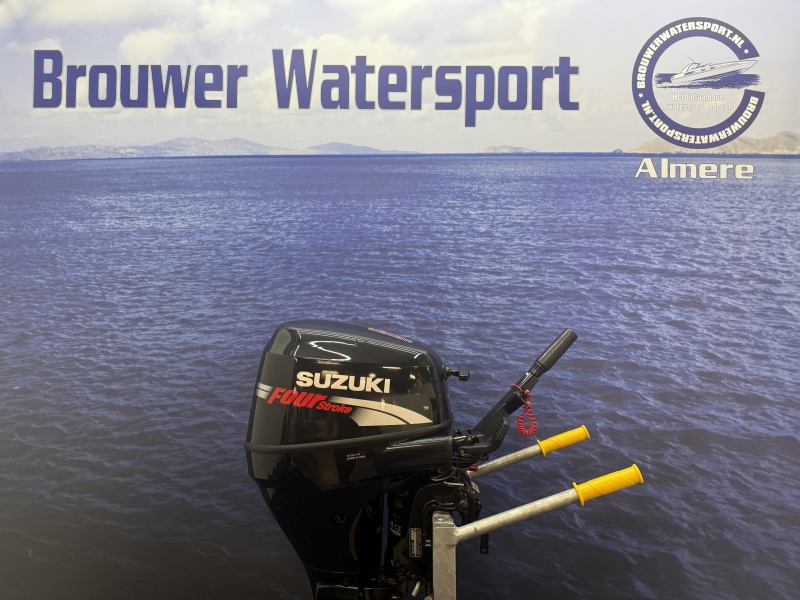 “ Suzuki 25 pk | Compleet in nieuwstaat! | Kortstaart “ Kortstaart | Knuppel besturing
