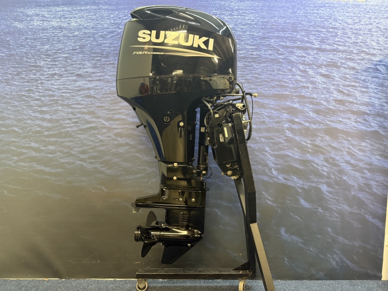 “ Suzuki 60 pk buitenboordmotor| Absolute nieuwstaat! “ Langstaart | Elektrische start | Powertrim